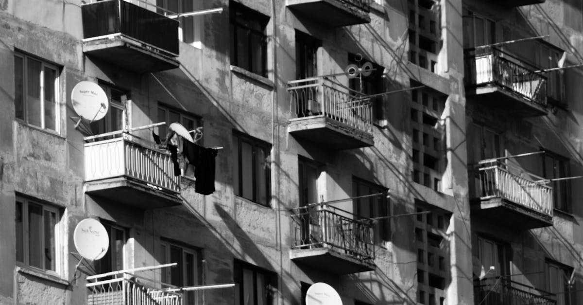 Evaluating Communication Styles of Co-op Closing Attorneys in Brooklyn